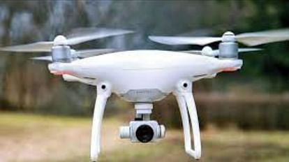 BSF stopped drone coming from Pakistan from crossing border in Gurdaspur Punjab