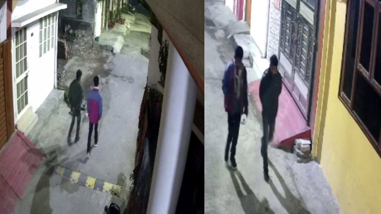 Miscreants Acid attacked on mother and son in lucknow