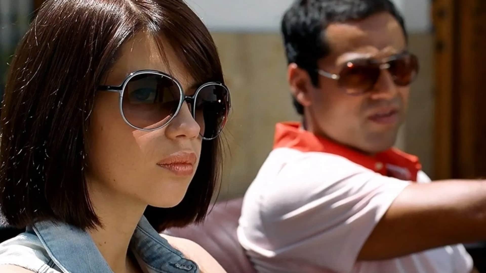 Bollywood Movies Female Characters Shows as villain To Justify Weak Men Zindagi na milegi Dobara Biwi No.1