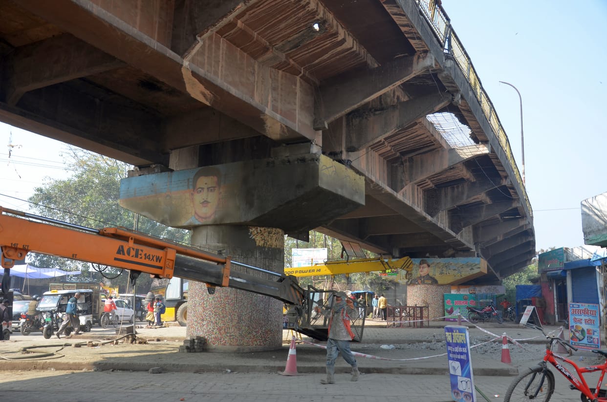 Stones removed from Kila crossing road, relief from jam
