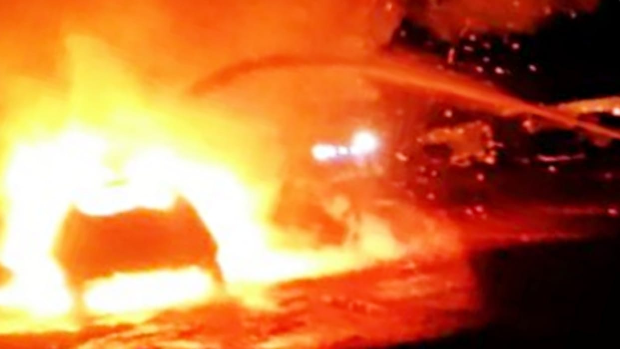 car caught fire near hanuman chowk