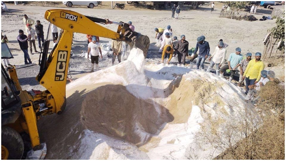 Kotputli Chapala Bhairuji Temple 14th anniversary on 30 January Thresher-JCB machines make offerings Bhandara