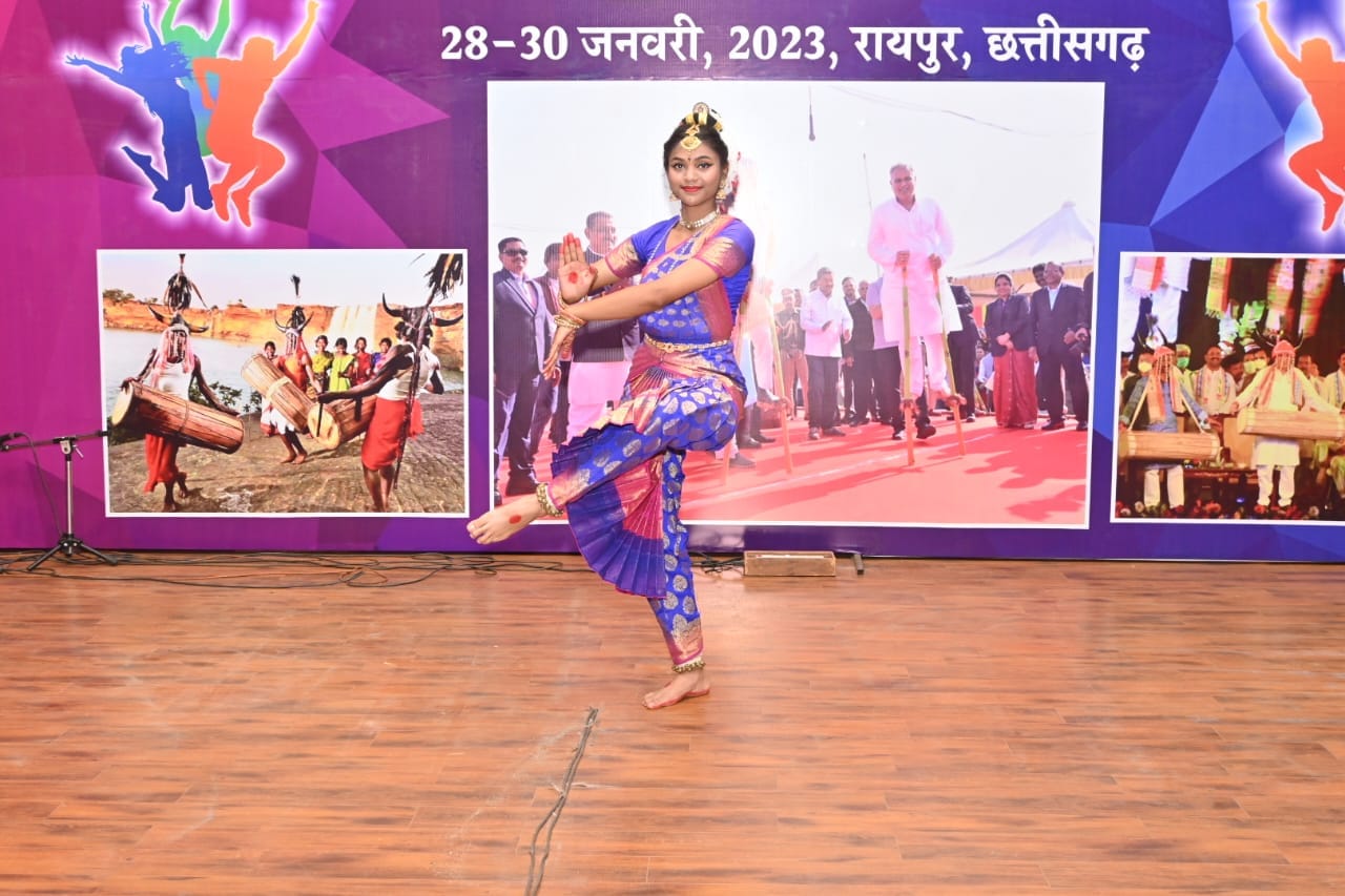 Chhattisgarh state level youth festival 2023, see pics