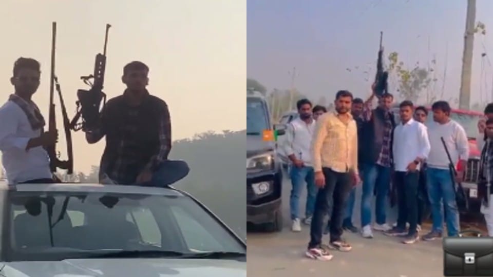 two youths arrested after who shows arms in Scorpio car in bareilly