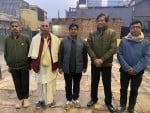मथुरा। श्रीकृष्ण जन्मस्थान व ईदगाह मस्जिद प्रकरण में कोर्ट से बाहर आते अधिवक्ता महेंद्र प्रताप