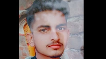 Bihar:आधार कार्ड में नाम सुधार करवाने जा रहे युवक की सड़क हादसे में मौत -  Bihar: A Young Man Who Was Going To Get His Name Corrected In Aadhaar Card  Died In