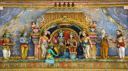 Ramcharitmanas: रामचरितमानस की प्रतियां जलाना गंभीर अपराध, रासुका पर एडवाइजरी बोर्ड ने लगाई मुहर प्रतीकात्मक तस्वीर।