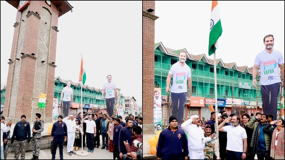 Rahul gandhi not get support of Farooq omar Mehbooba while hoisting tricolor at Lal Chowk srinagar