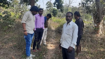 woman injured in a bomb blast who went to pick wood in korba forest