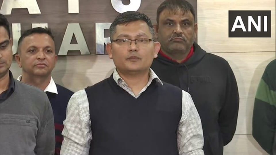 Gujarat Junior Clerk Recruitment Exam Postponed After GPSSB Paper Leak News in Hindi