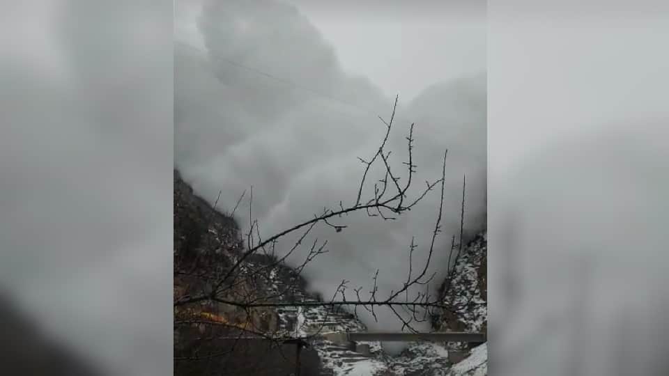 Glacier Break In Chamoli: People in Fear and Remembered Horrible Rishiganga Disaster Moment