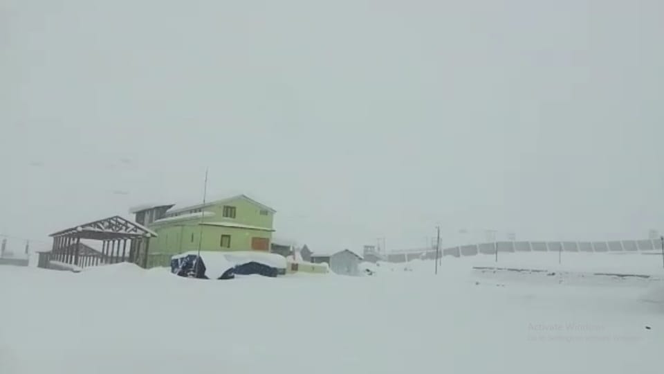 Snowfall In Badrinath Kedarnath and Other Hilly Areas of Uttarakhand Amazing Photos