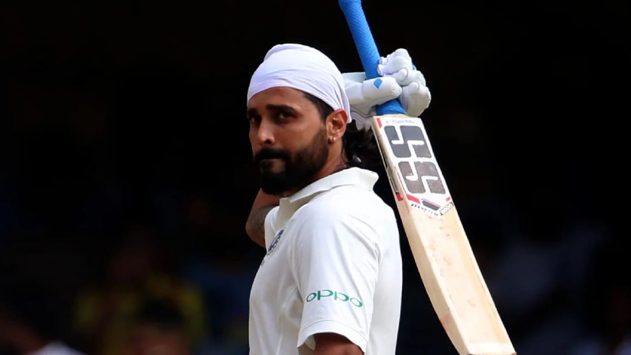 Murali Vijay announced his retirement from international cricket played last match for India in 2018