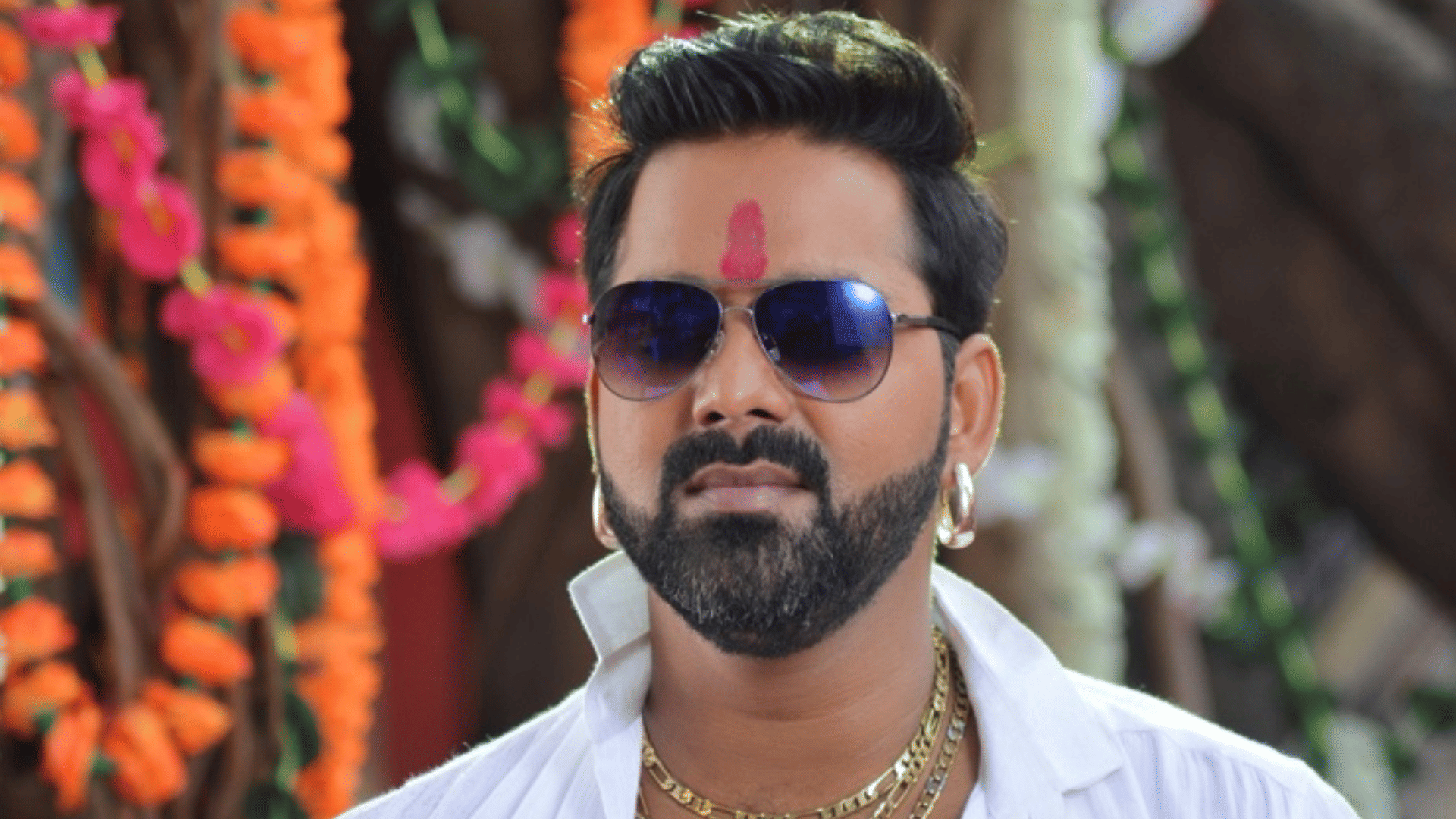 Pawan Singh and Shilpi Raj latest song Kamariya Patre Patre crossed million views in just few days