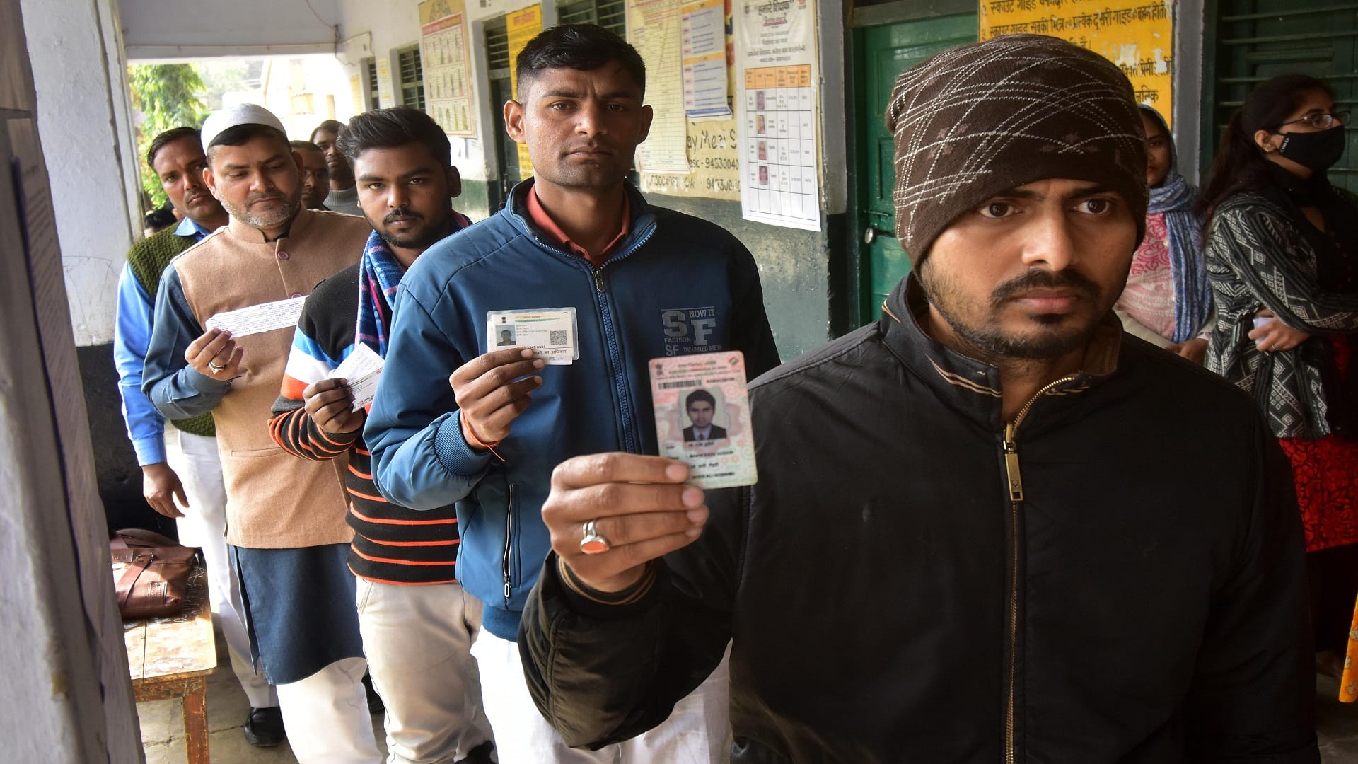 MLC Election: Voting begins for teacher MLC election, SDM and BJP workers clash in Handia