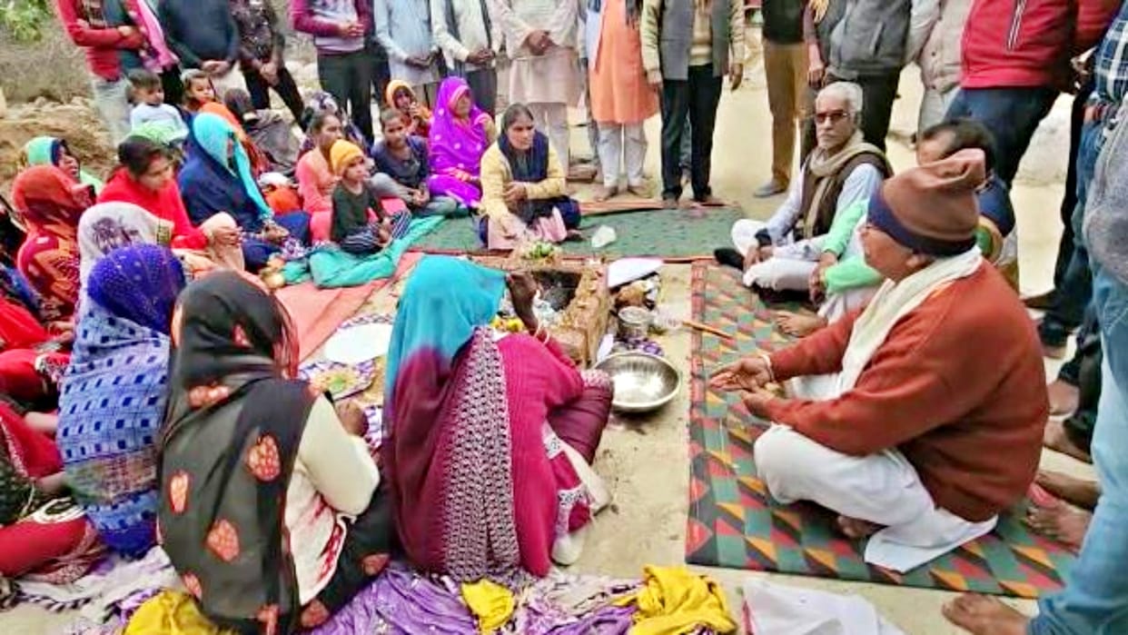 MP News Muslim family recited Akhand Ramayana in Shivpuri