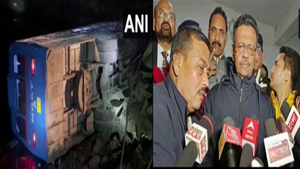 West Bengal: Bus accident at NH34 in Pandua area of Malda