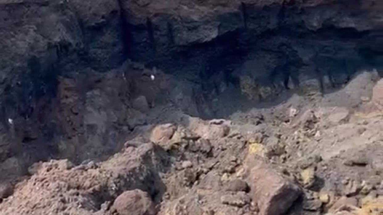 three including two women died due to ash tunnel collapse in raipur