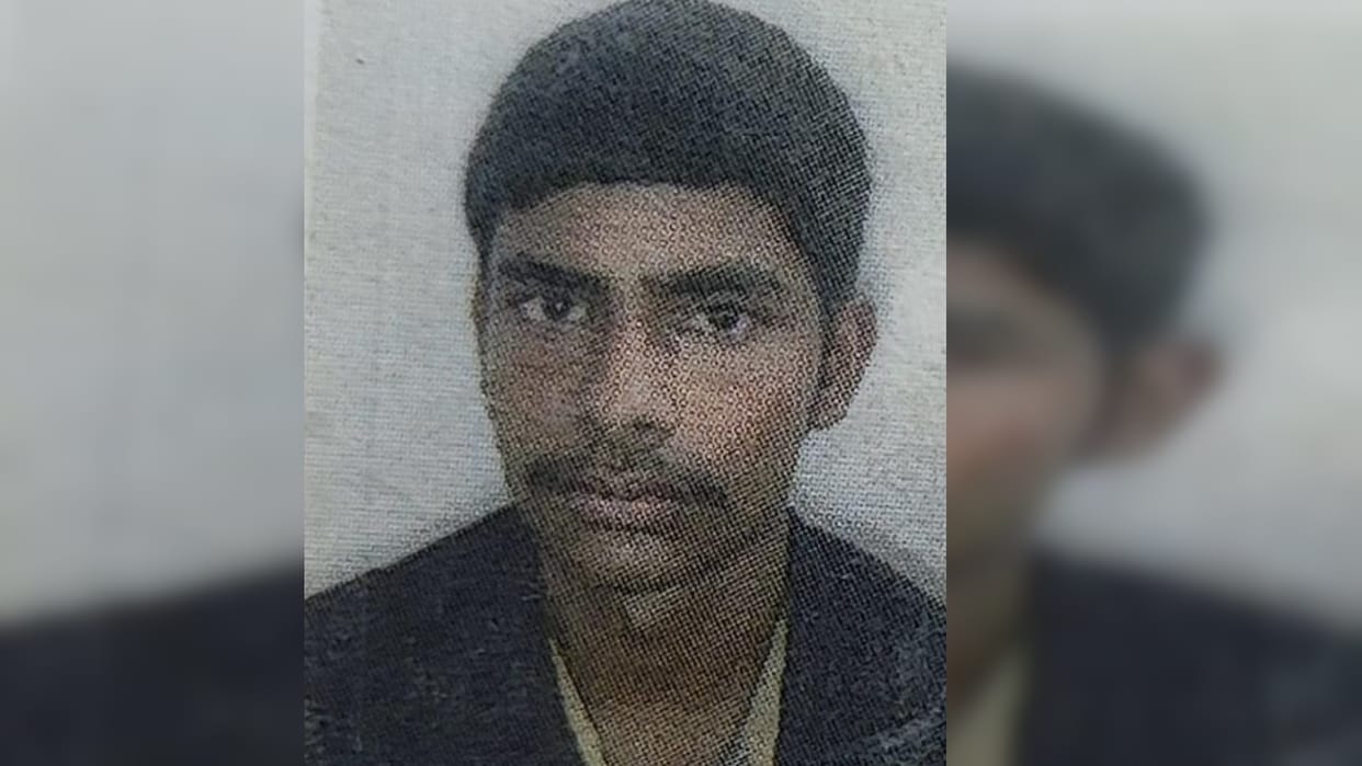 Dead body of missing youth found hanging from tree
