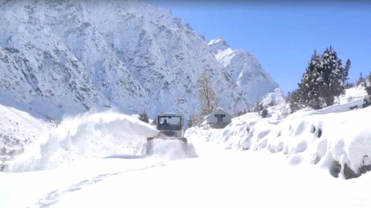 Himachal weather clear after rain,snowfall, but the troubles continued, roads and power transformers disru