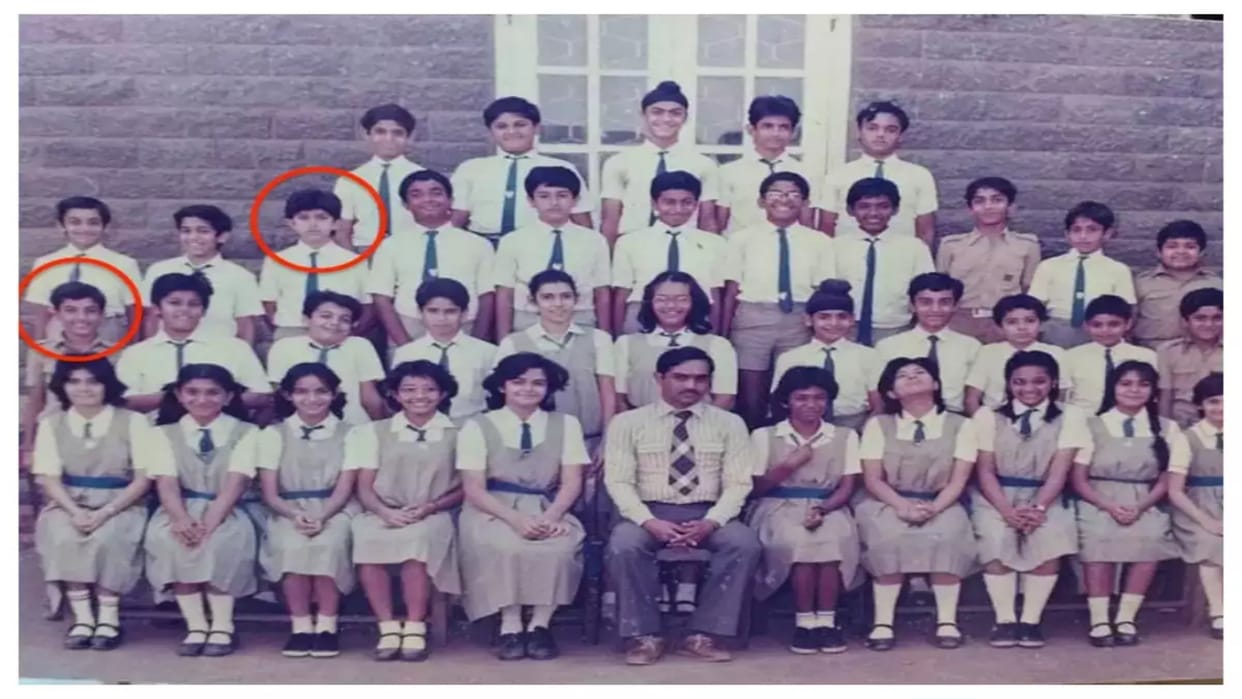 Pathaan Actor John Abraham and Hrithik Roshan Childhood photo goes viral on internet