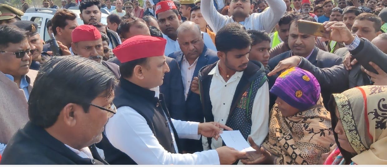 Akhilesh Yadav said  BJP can change anyones name to Amrit, vote will remove this disease