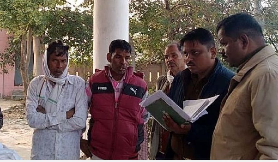 Marriage of 14 year old girl to 42 year old man in Kannauj, Child care and police stopped