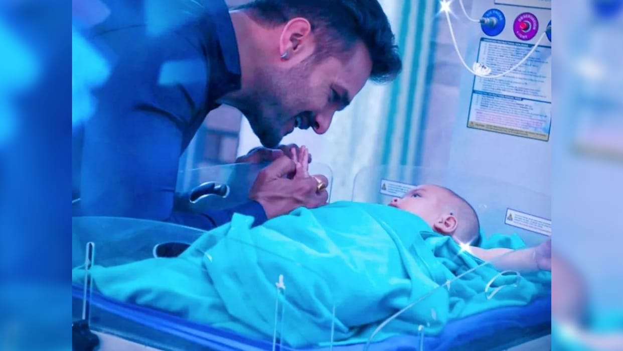 Bhojpuri star Khesari Lal Yadav controversy with Pawan Singh share photo with newborn baby