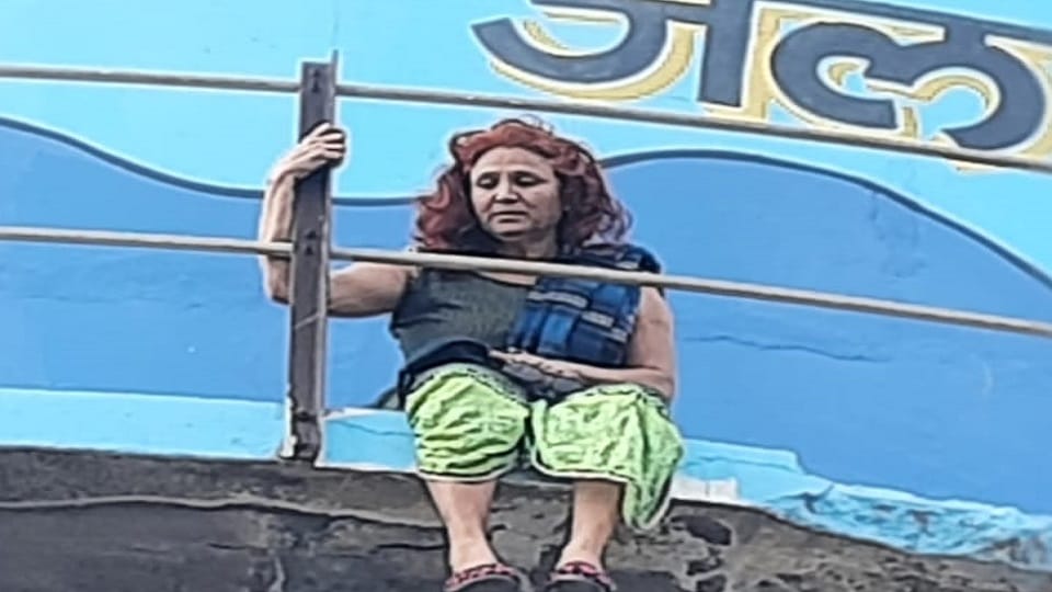 Woman climbed on water tank in Hathras