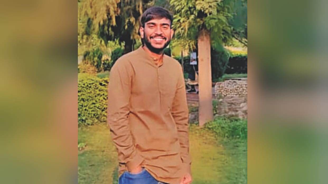 St stephens college student union election gardener son pankaj yadav became president