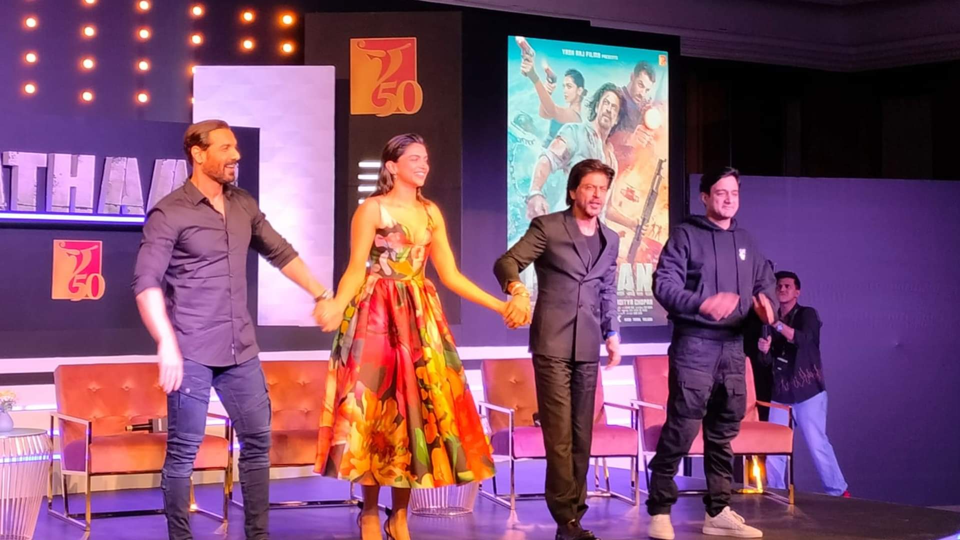 Pathaan Press conference shahrukh khan Deepika Padukone John Abraham spoke everything about film