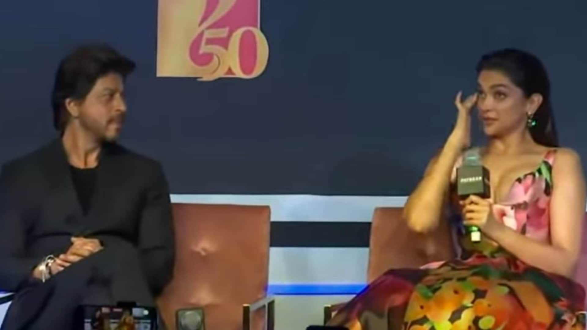 Deepika Padukone: Pathaan Actress thanked shahrukh khan for gettig a hit after five years on box office