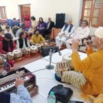 किशन महाराज के शिष्य पंडित सुखविंदर सिंह नामधारी ने तबले की बारीकीयां सिखाई