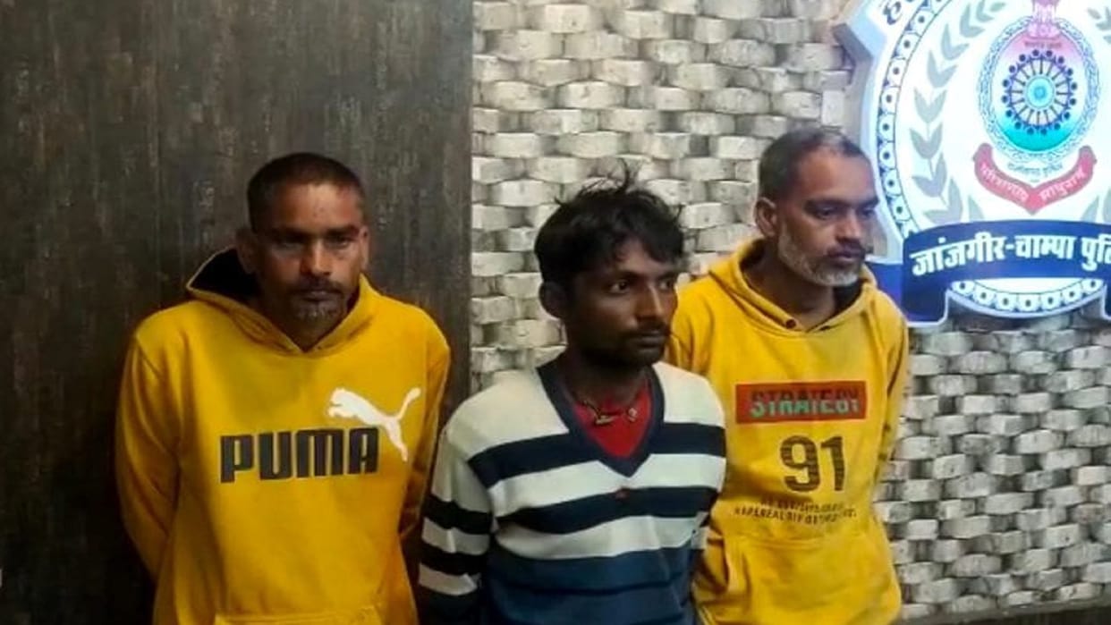three arrested for killing young man by burning him alive in janjgir-champa