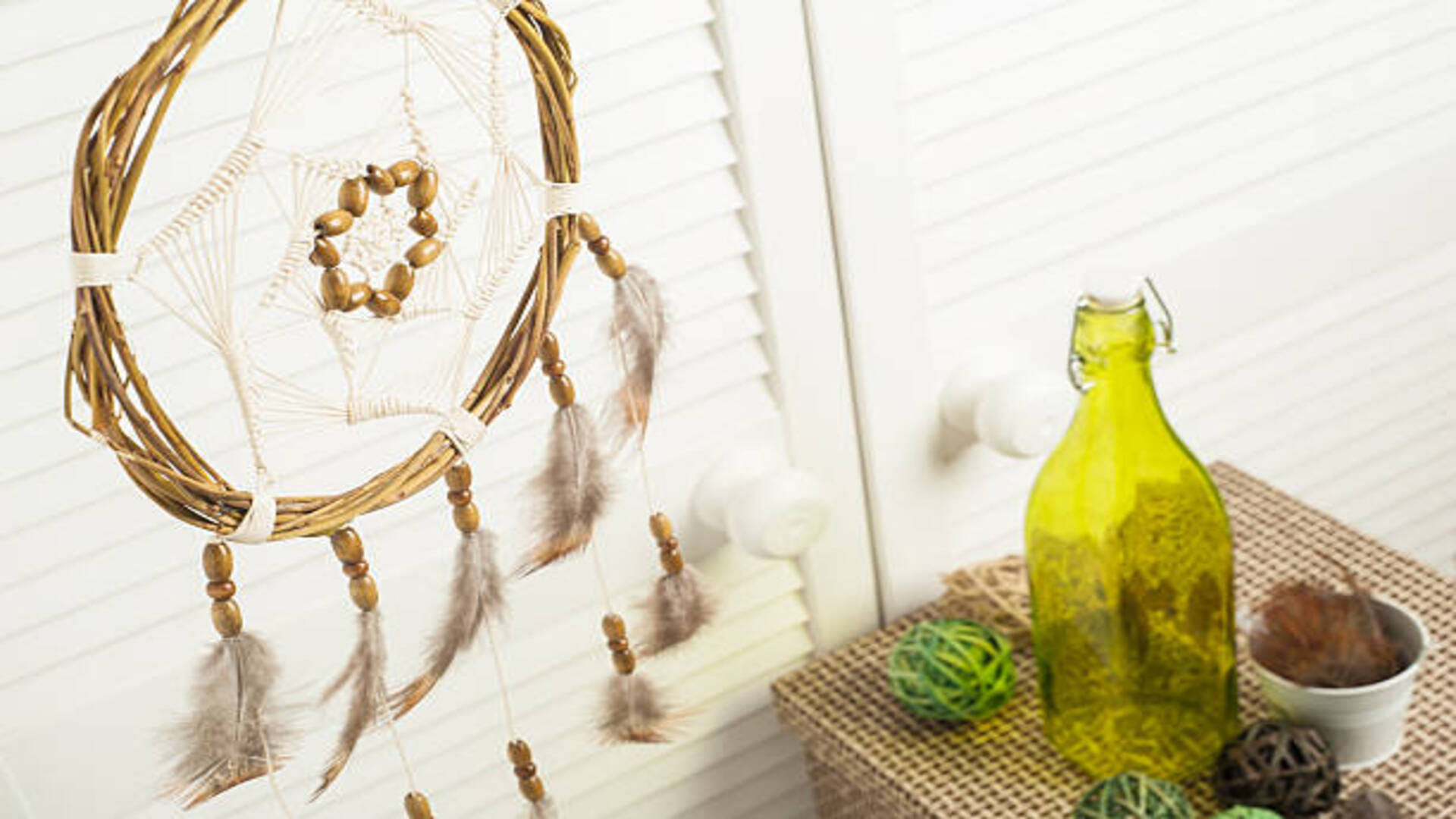 Feng Shui Tips for Bad Dreams Right Direction to Hanging Dream Catcher Hang Kids Bedroom For Safety