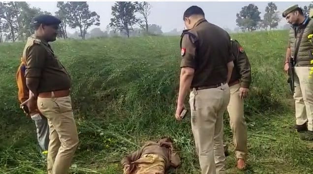 Dead body of a middle aged man found lying in a mustard field in Hardoi