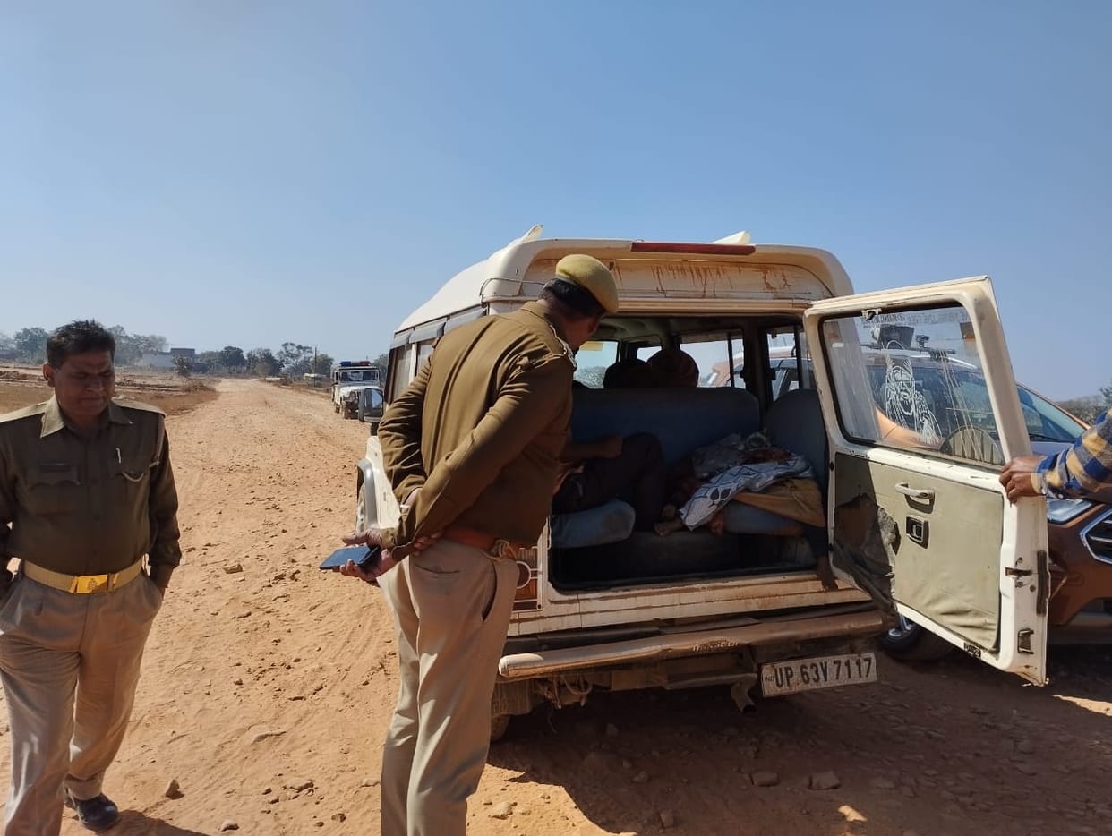 Umesh Pal Murder case Search for shooters  in Mirzapur and Bhadohi police launched campaign