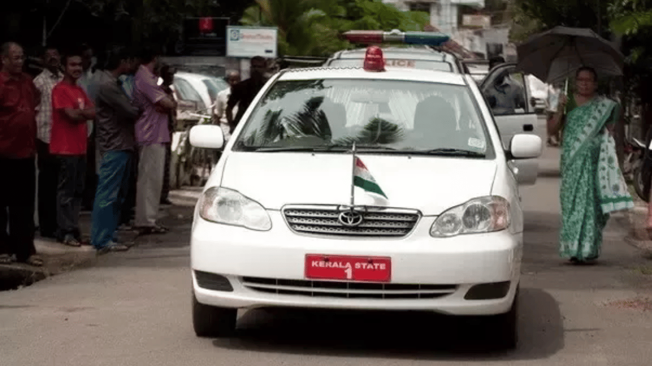 vehicle replacement decision of the government will benefit the auto sector, fm gave information in the budget