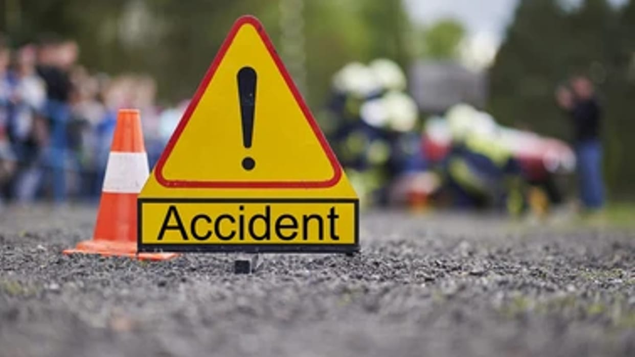 Dumper hit bike riders on Indore's Nemawar Road, two killed