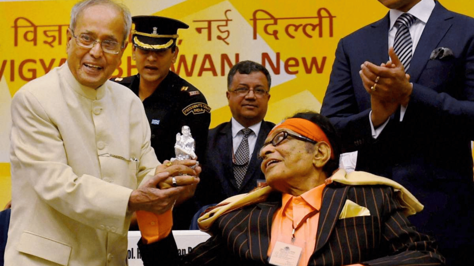 National Dadasaheb Falke Award Winner Manoj Kumar reacts on success of Pathaan reminds success of Drishyam 2