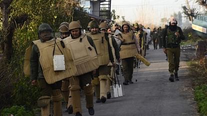 Kathua Anti drug campaign launched officials along with two hundred policemen raided