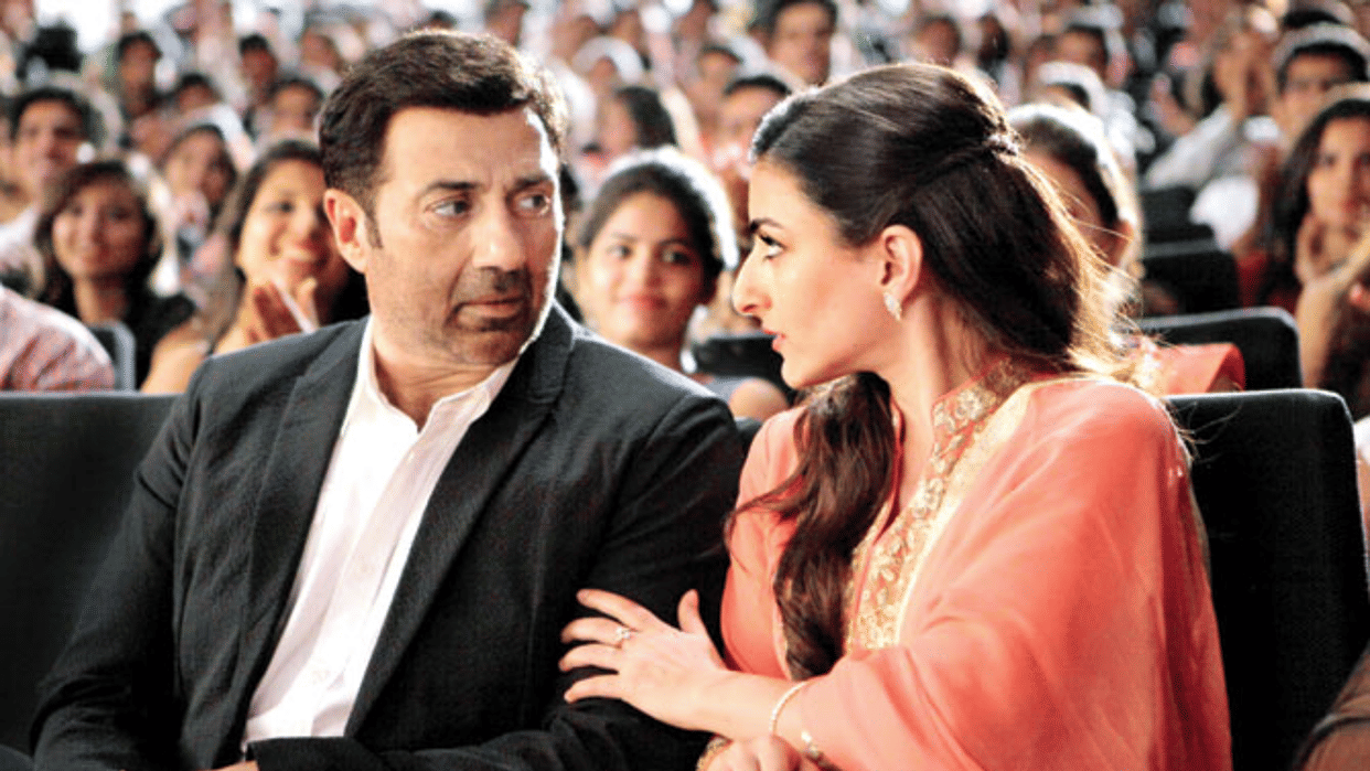 Throwback Thursday When Soha Ali Khan Slap Sunny Deol on Ghayal Once again Film set