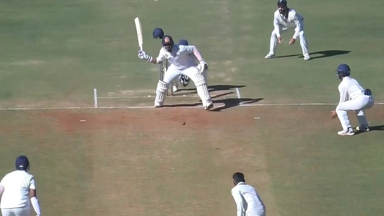 Hanuma Vihari Walks out Again to Bat With Fractured Arm Madhya Pradesh vs Andhra Ranji Trophy Quarter Final