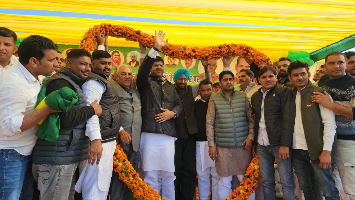 Deputy Chief Minister Dushyant Chautala reached Karasindhu village of Uchana constituency