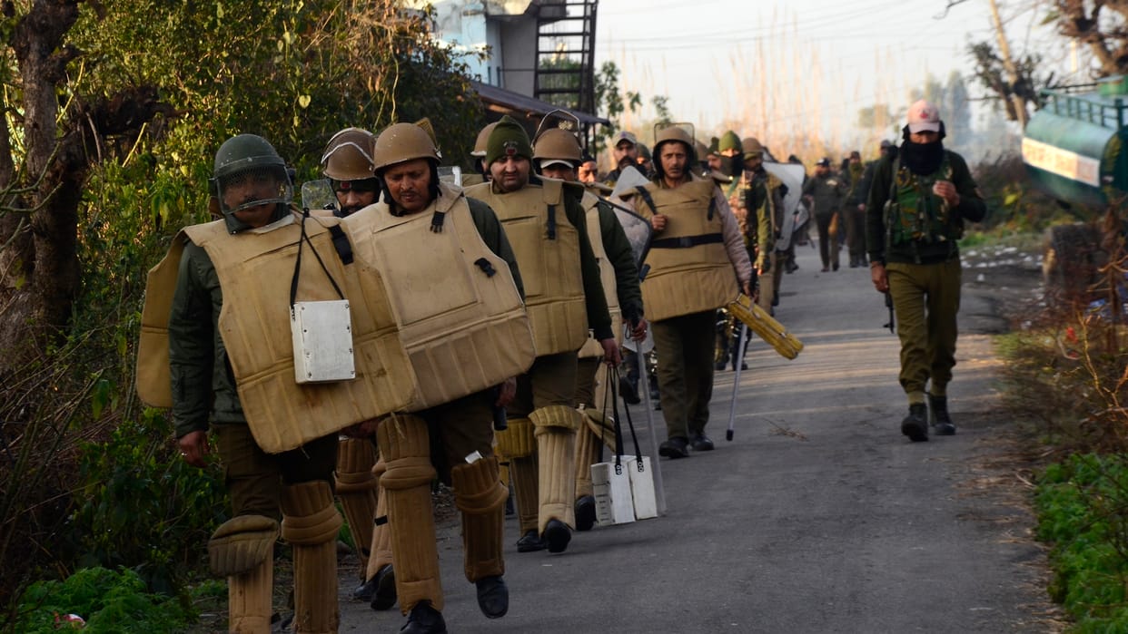 Kathua Anti drug campaign launched officials along with two hundred policemen raided