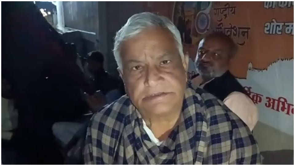 MP Kirodilal Meena protest continues demanding CBI inquiry paper leak case Jaipur