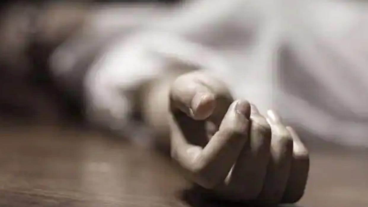 Auraiya: Two youths found injured on the highway, died during treatment