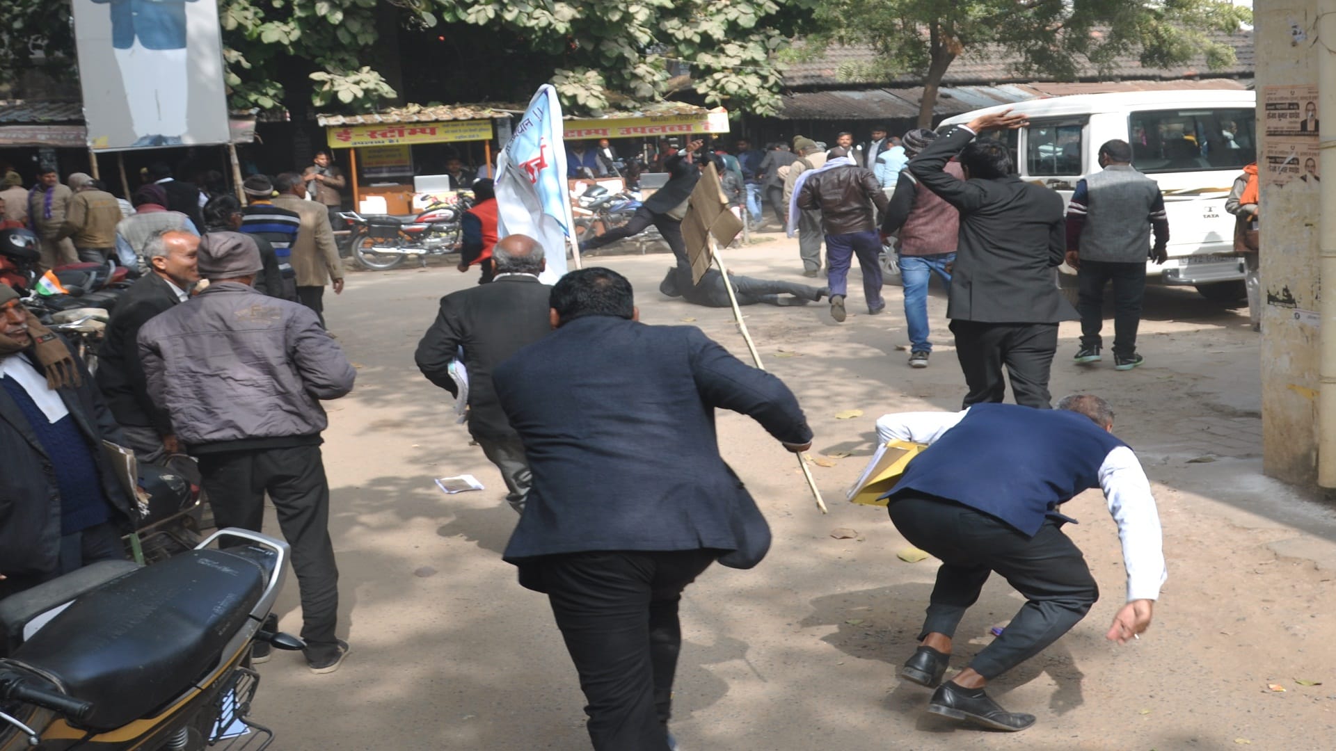Supporters of SP MLA RK Verma fight, stampede during Save Constitution procession