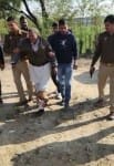 मथुरा। पुलिस पर हमला करने वाला मुठभेड़ में घायल।
