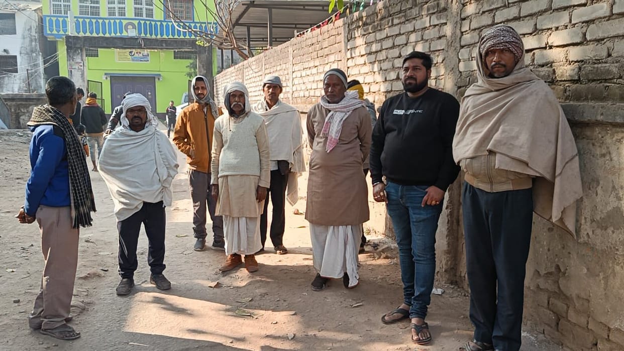 Bihar: When he protested after seeing liquor buried in his land, he was beaten to death, police silent